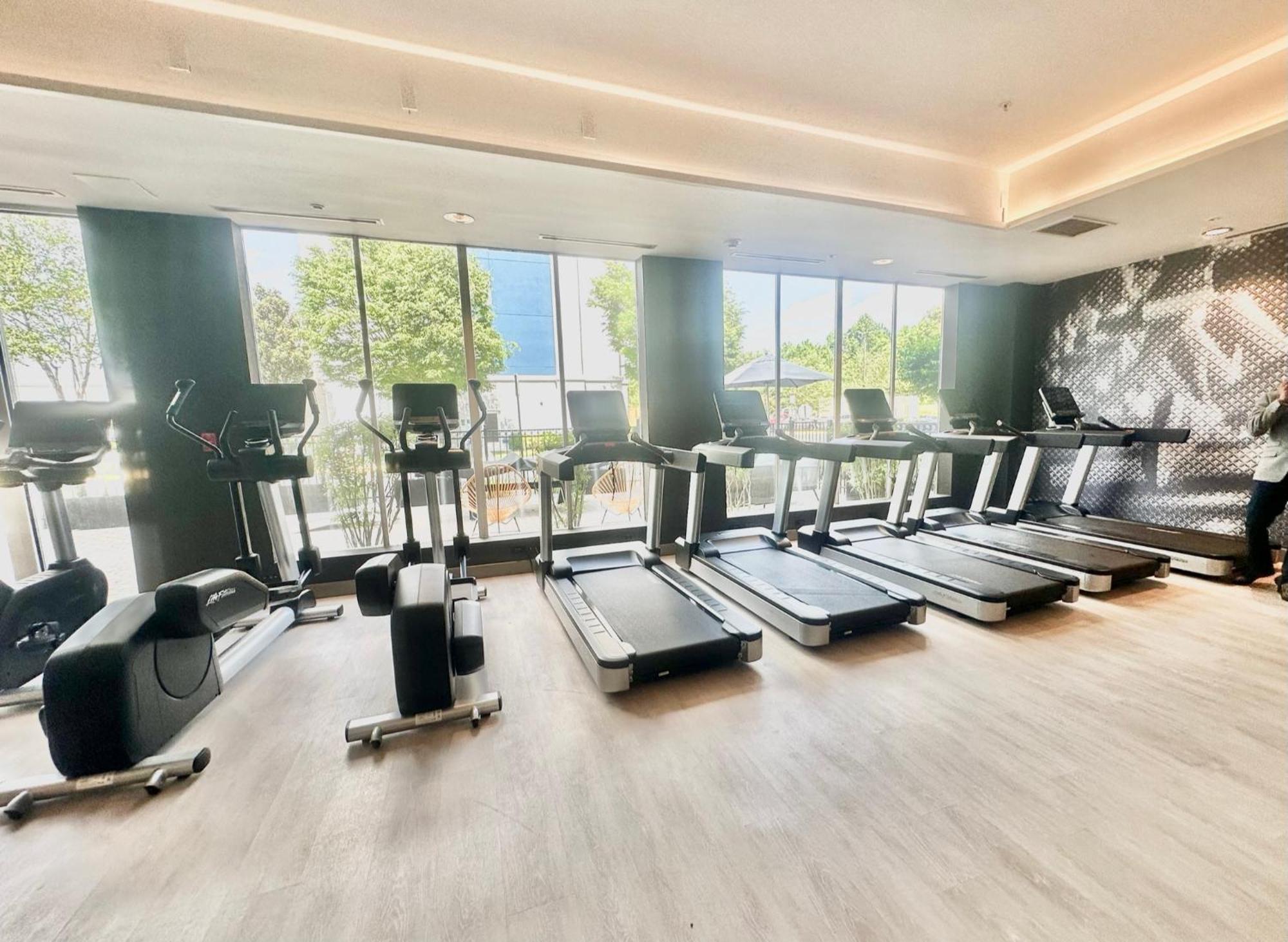 Delta Hotels By Marriott Colonial Heights Esterno foto