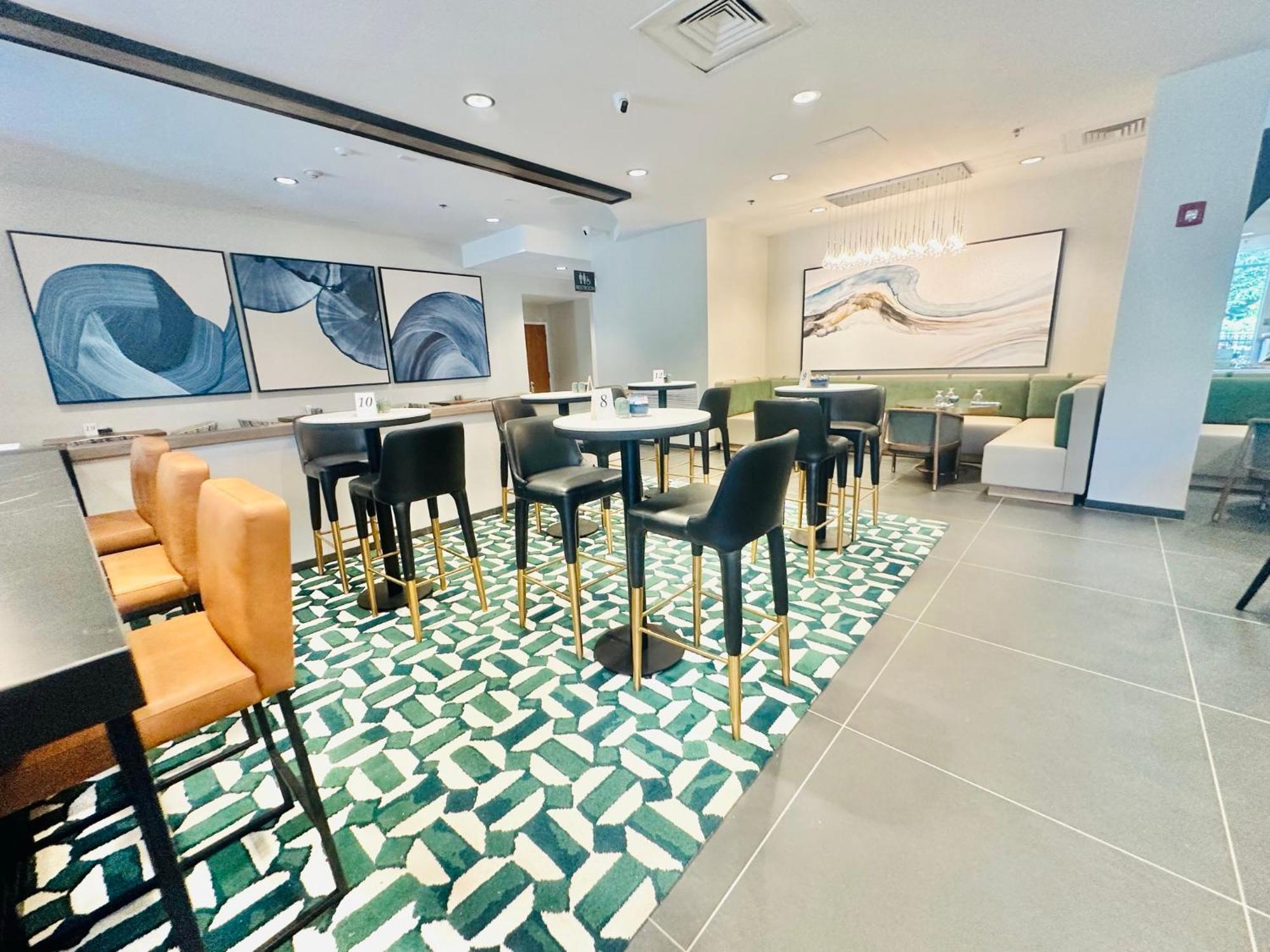 Delta Hotels By Marriott Colonial Heights Esterno foto