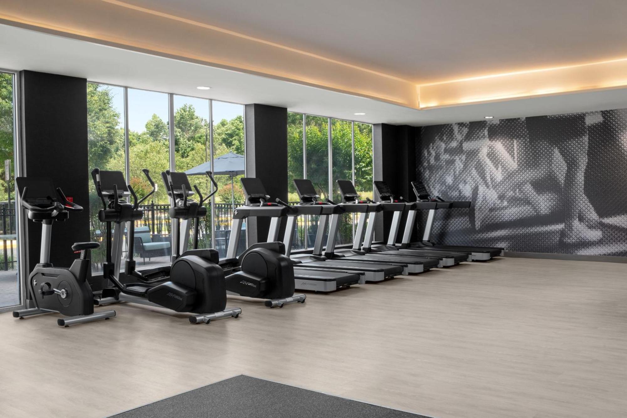 Delta Hotels By Marriott Colonial Heights Esterno foto