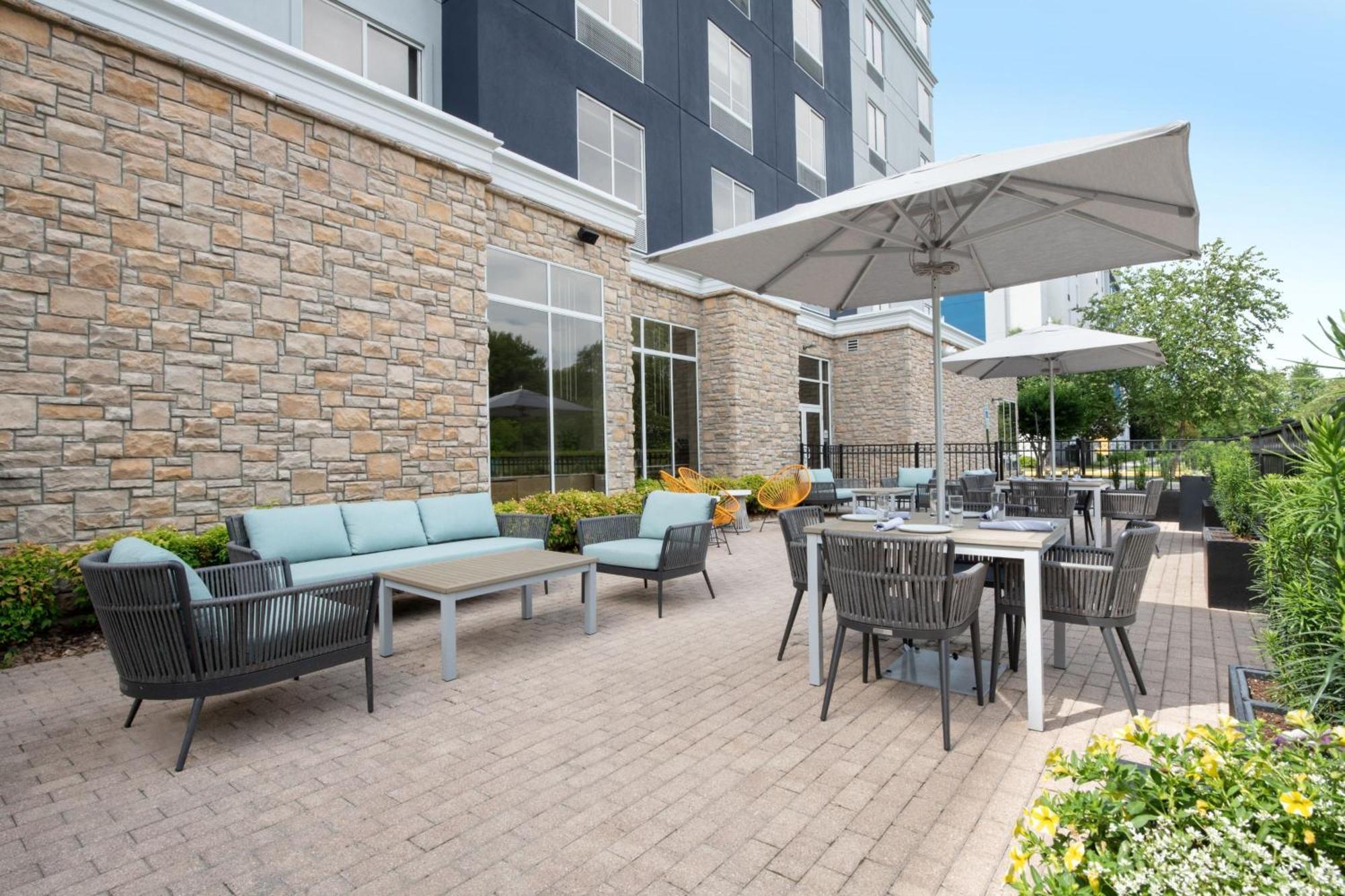 Delta Hotels By Marriott Colonial Heights Esterno foto