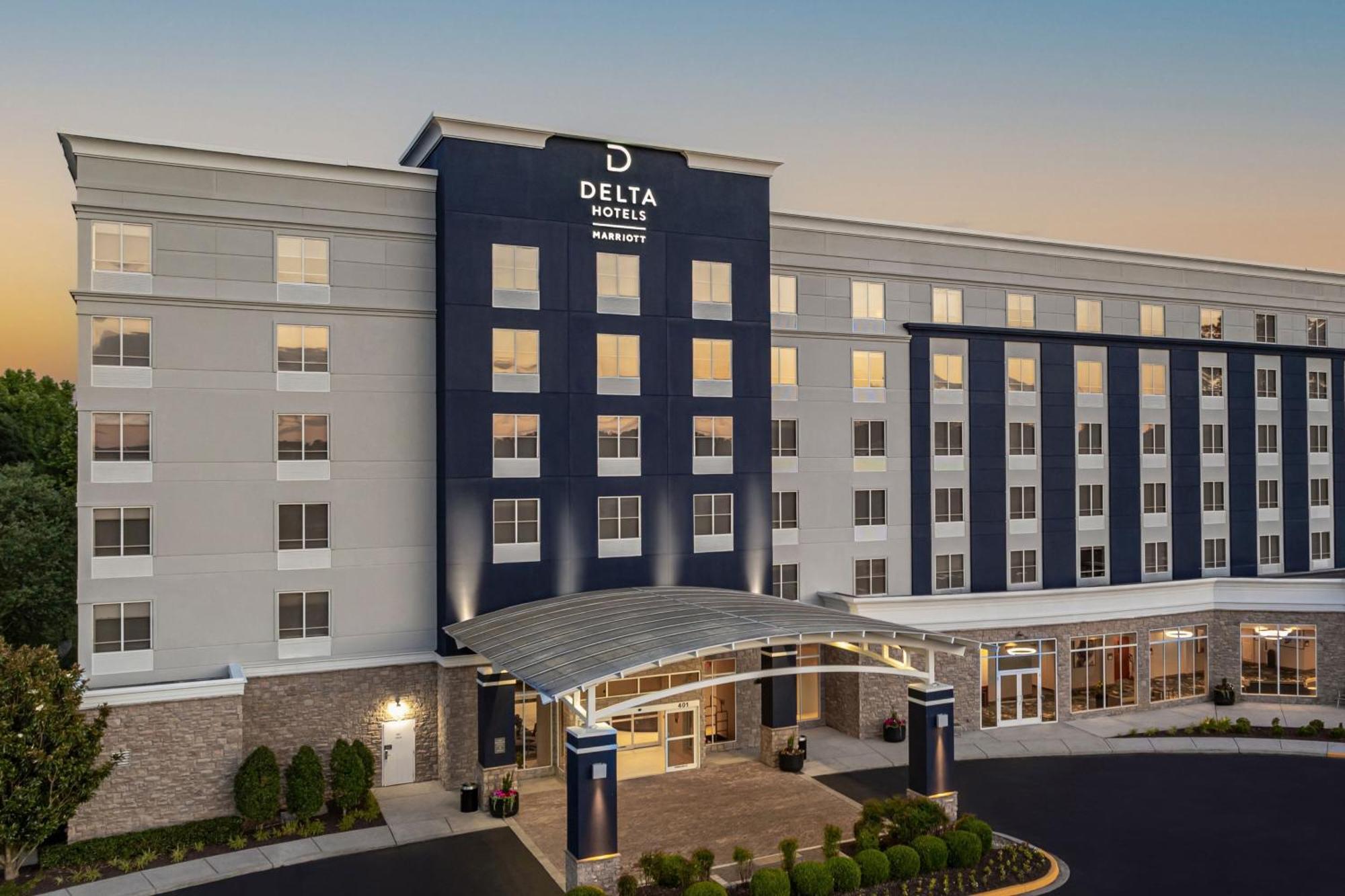 Delta Hotels By Marriott Colonial Heights Esterno foto