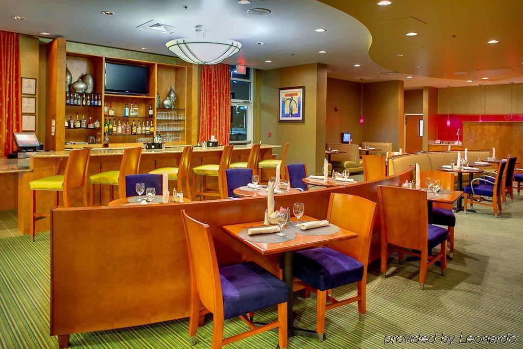 Delta Hotels By Marriott Colonial Heights Ristorante foto